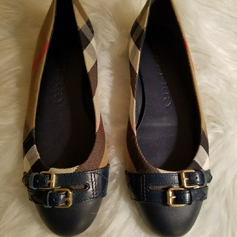 Burberry Flats
